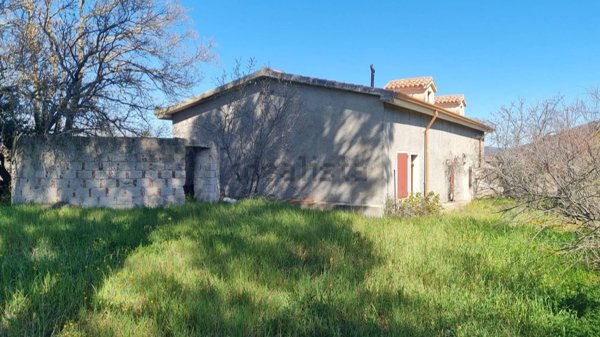 casa indipendente in vendita ad Ozieri