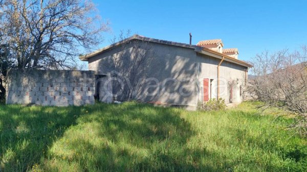 casa indipendente in vendita ad Ozieri