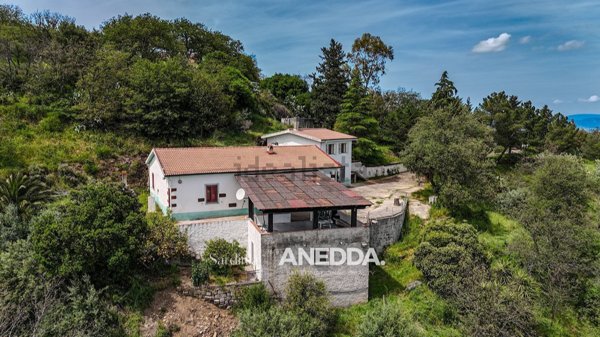 casa indipendente in vendita ad Ozieri