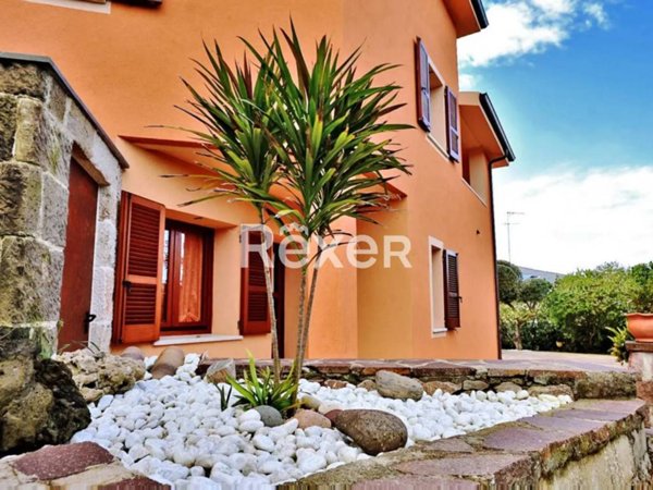 casa indipendente in vendita ad Ozieri