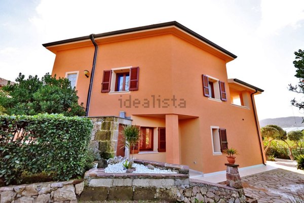 casa indipendente in vendita ad Ozieri