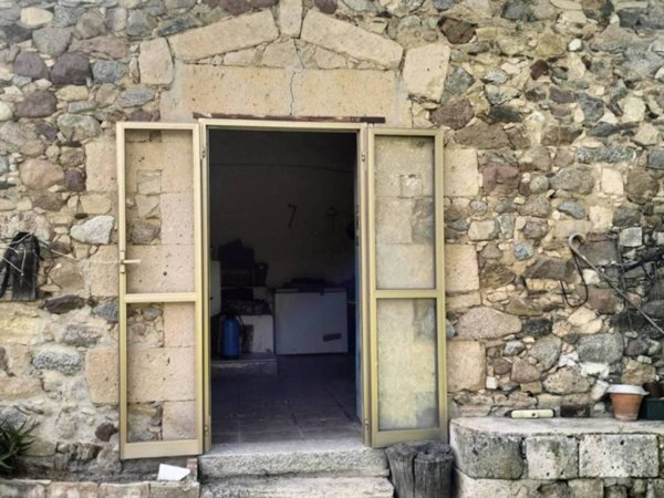 casa indipendente in vendita ad Ozieri