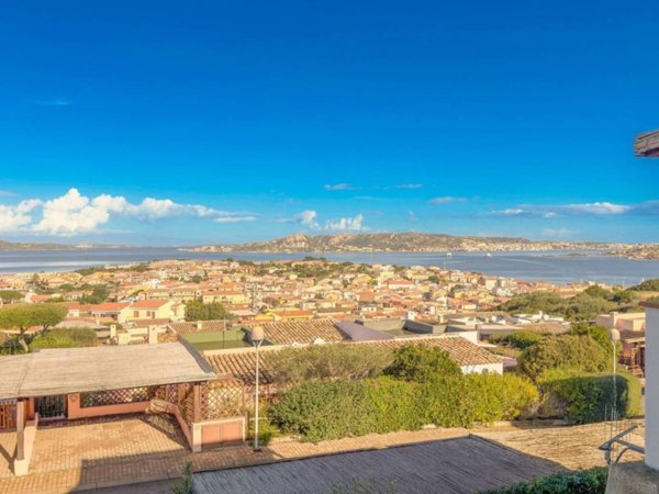 casa indipendente in vendita a Palau