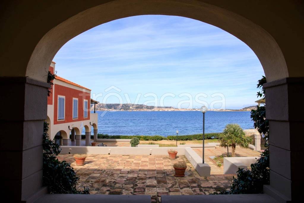 appartamento in vendita a Palau