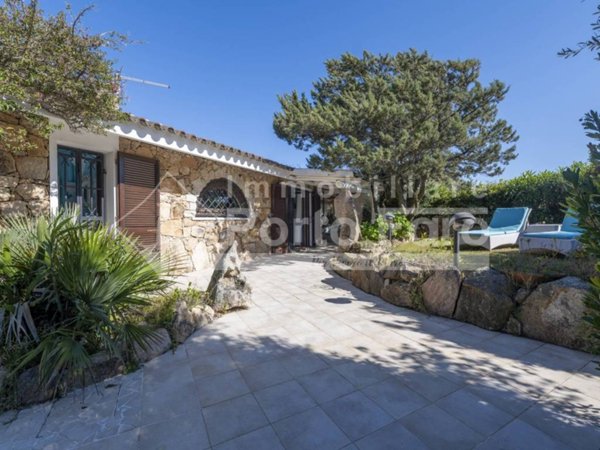 casa indipendente in vendita a Palau