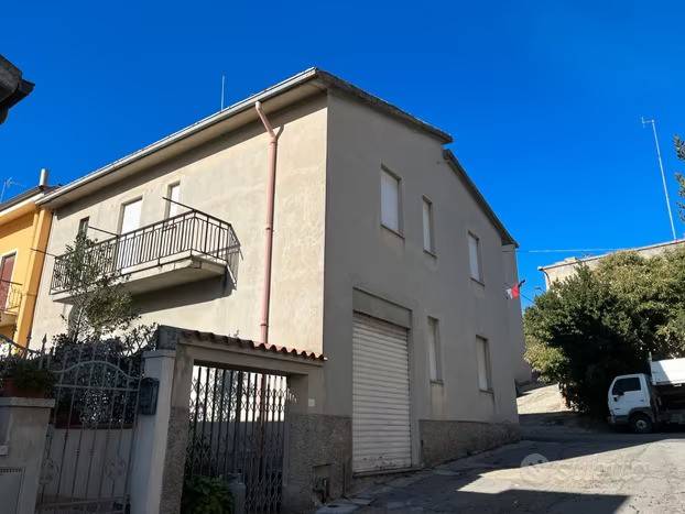 casa indipendente in vendita a Pattada