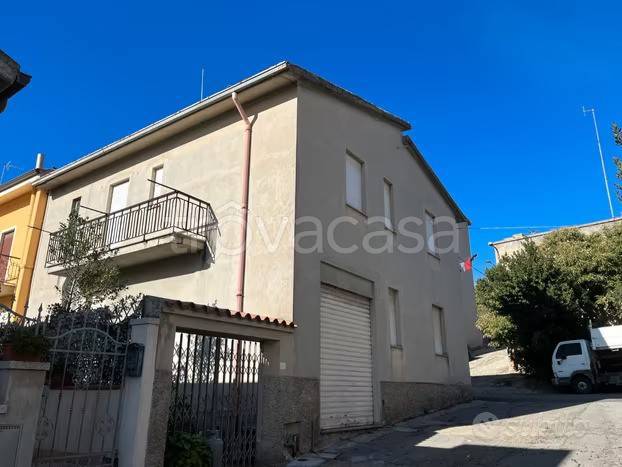 casa indipendente in vendita a Pattada