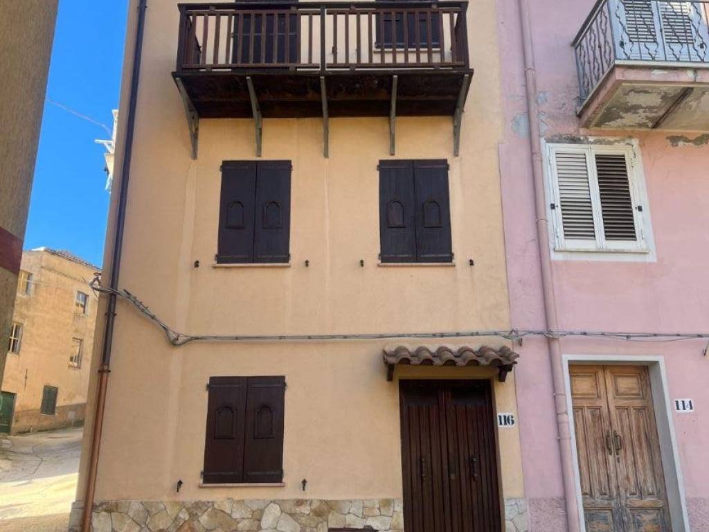 casa indipendente in vendita a Pattada