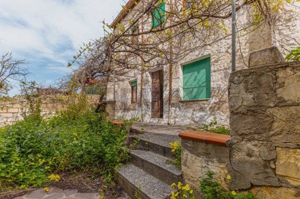 casa indipendente in vendita a Perfugas