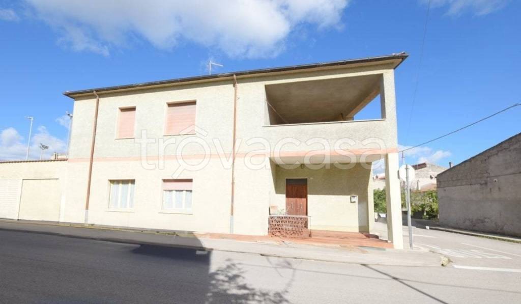 casa indipendente in vendita a Ploaghe