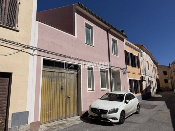 casa indipendente in vendita a Ploaghe