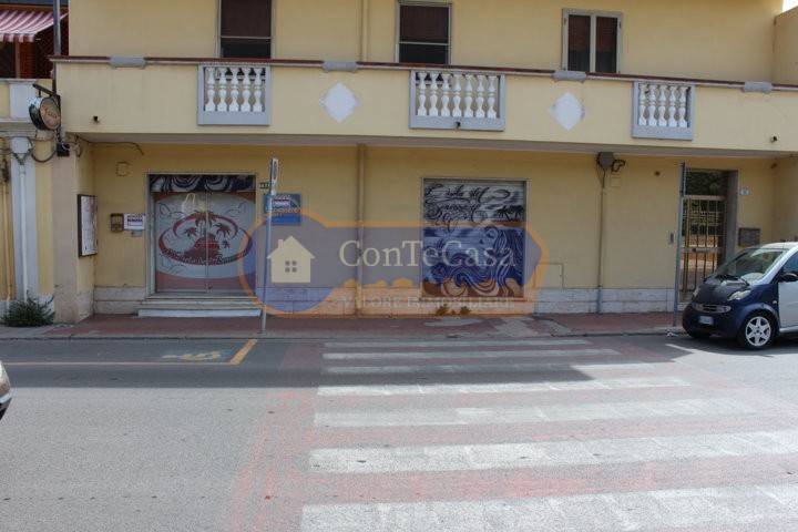 locale commerciale in vendita a Porto Torres
