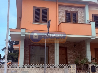 casa indipendente in vendita a Porto Torres