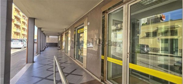 locale commerciale in vendita a Porto Torres