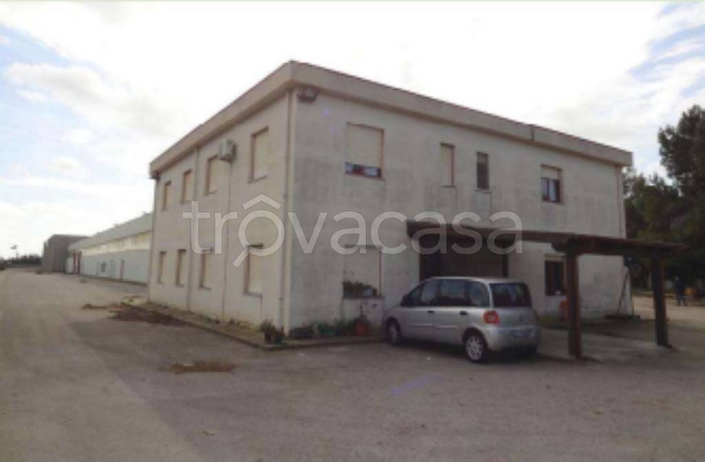 capannone in vendita a Porto Torres