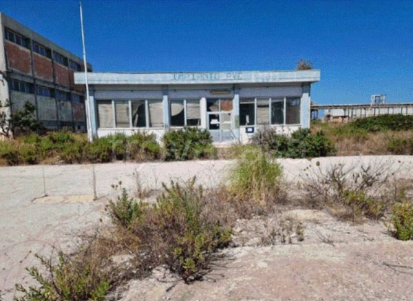 capannone in vendita a Porto Torres