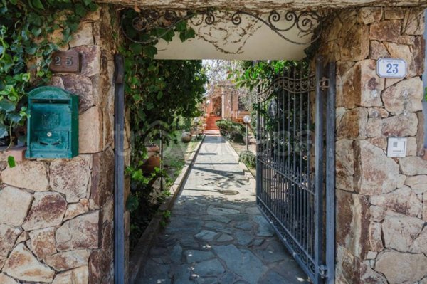 casa indipendente in vendita a Porto Torres