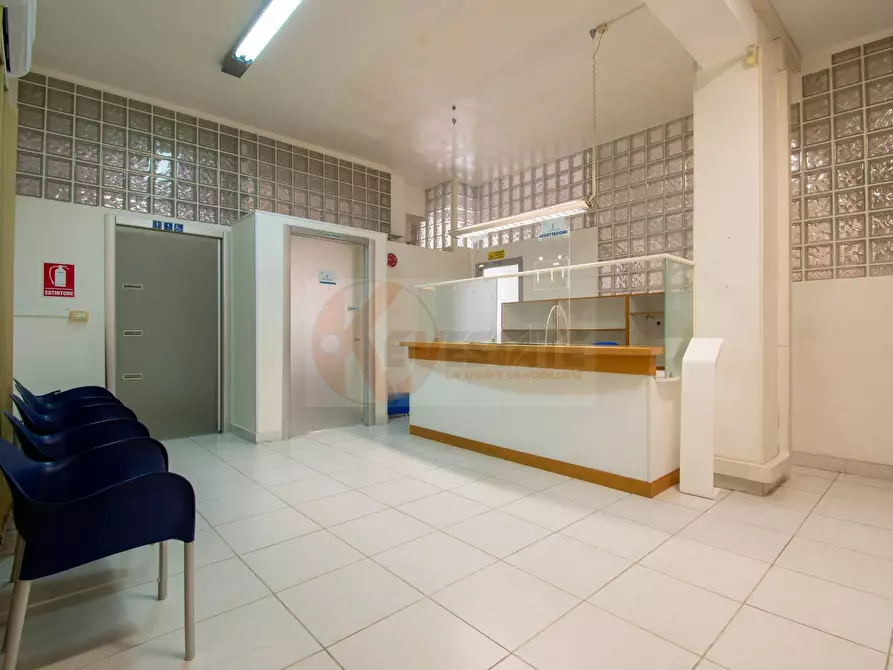 locale commerciale in vendita a Porto Torres