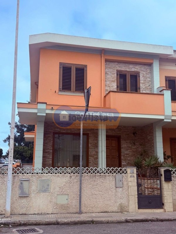casa indipendente in vendita a Porto Torres