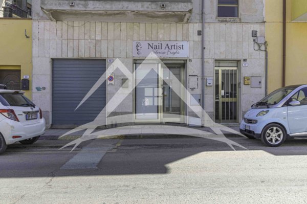 locale commerciale in vendita a Porto Torres