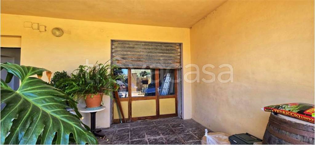 locale commerciale in vendita a Porto Torres