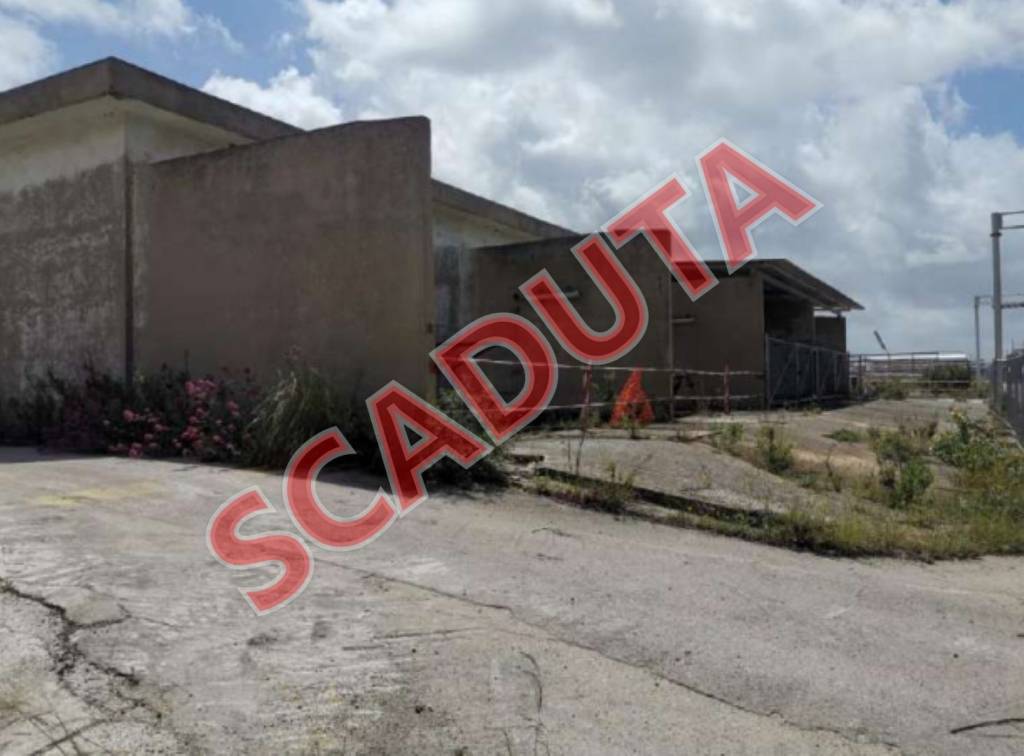 capannone in vendita a Porto Torres