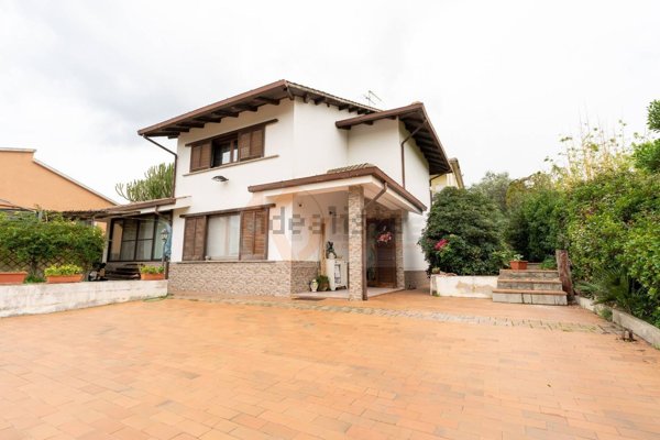 casa indipendente in vendita a Porto Torres