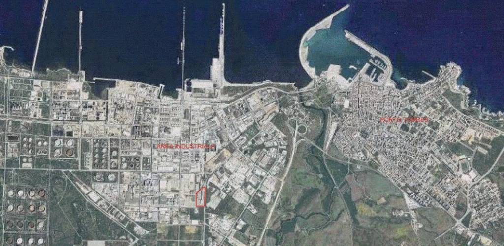 locale commerciale in vendita a Porto Torres