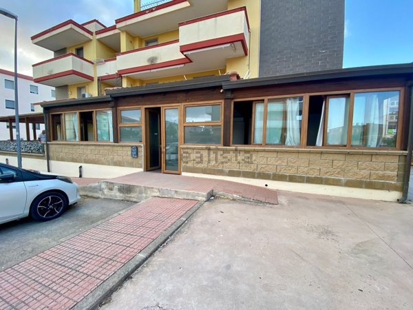 locale commerciale in vendita a Porto Torres