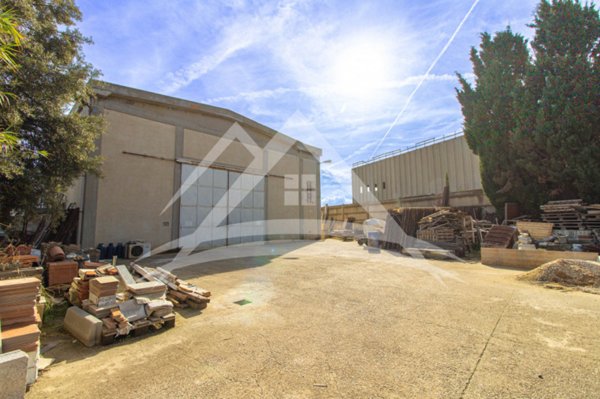 locale di sgombero in vendita a Porto Torres