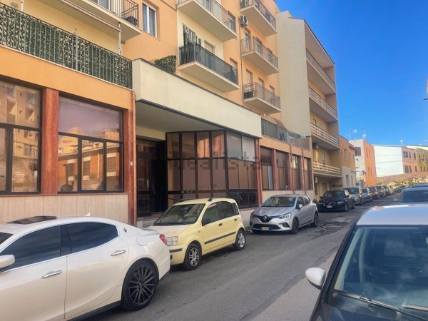 locale commerciale in vendita a Porto Torres
