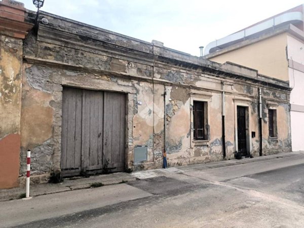 casa indipendente in vendita a Porto Torres