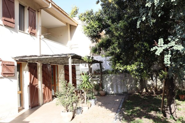 casa indipendente in vendita a Porto Torres