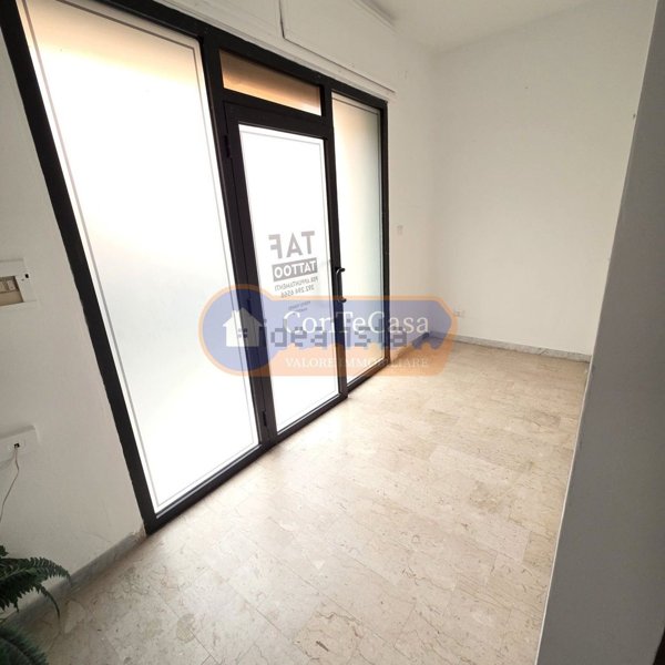 locale commerciale in vendita a Porto Torres