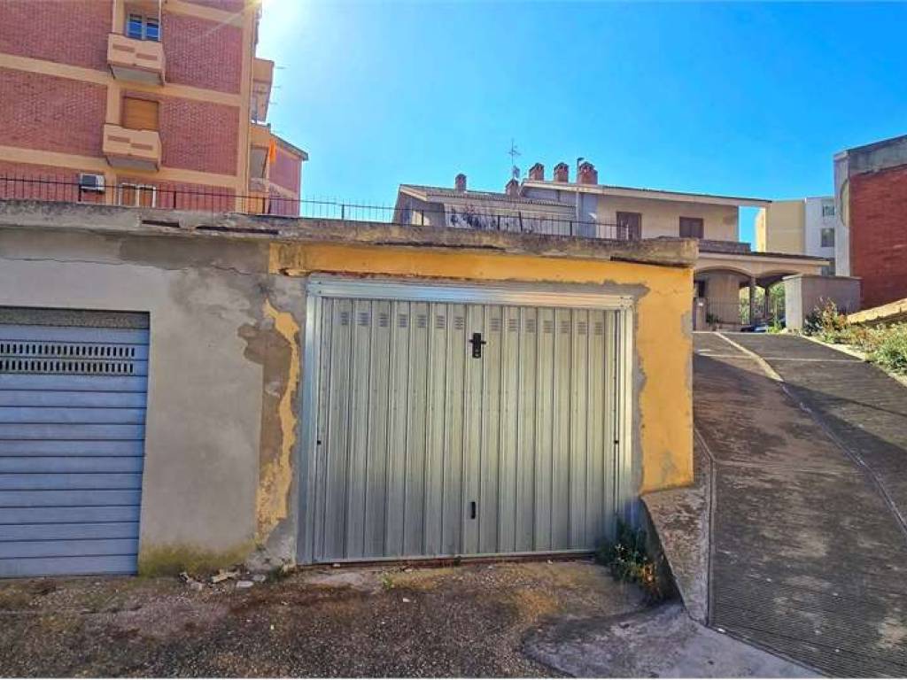 locale di sgombero in vendita a Porto Torres