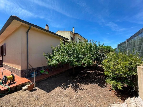 casa indipendente in vendita a Porto Torres
