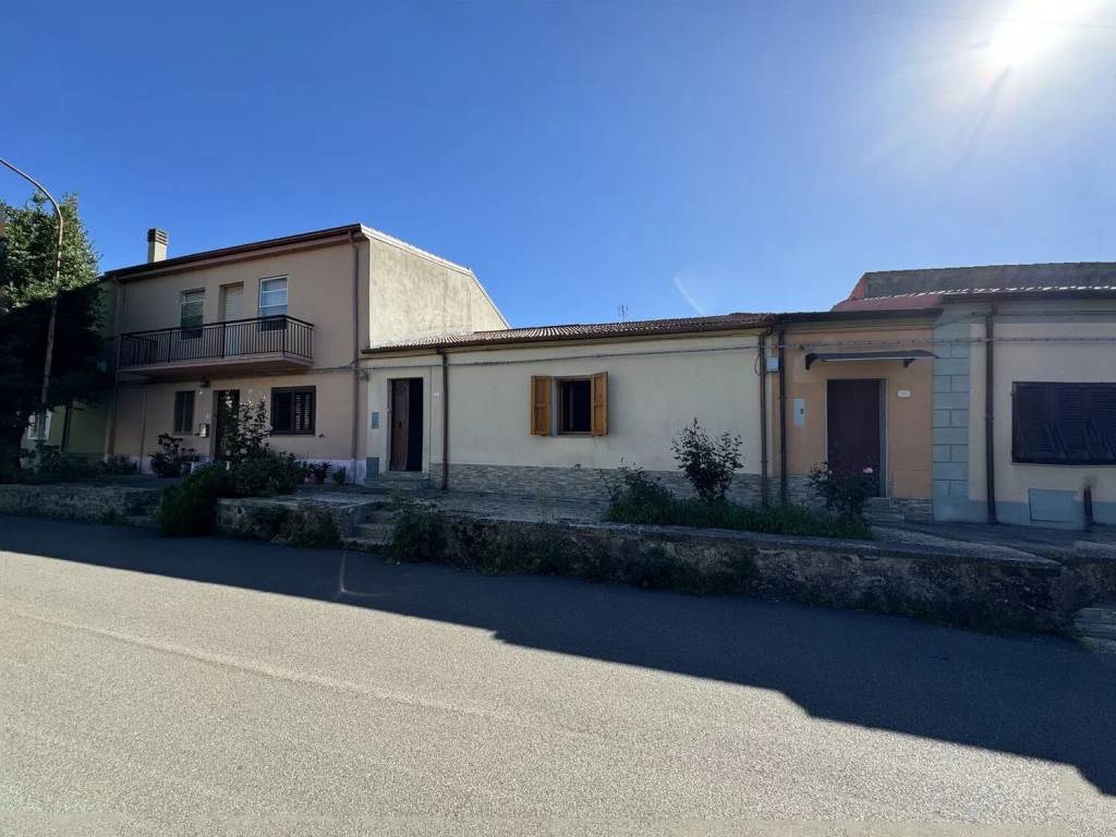 casa indipendente in vendita a Pozzomaggiore