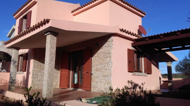 casa indipendente in vendita ad Aglientu