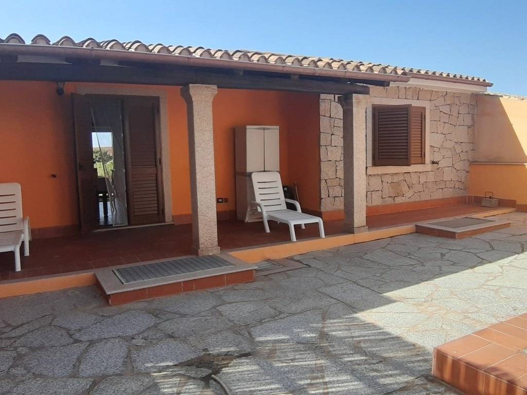 casa indipendente in vendita ad Aglientu