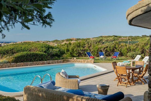casa indipendente in vendita ad Aglientu