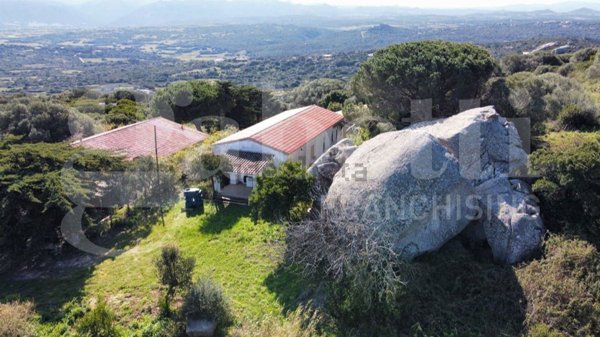 casale in vendita ad Aglientu
