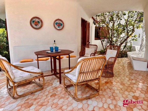 casa indipendente in vendita ad Aglientu