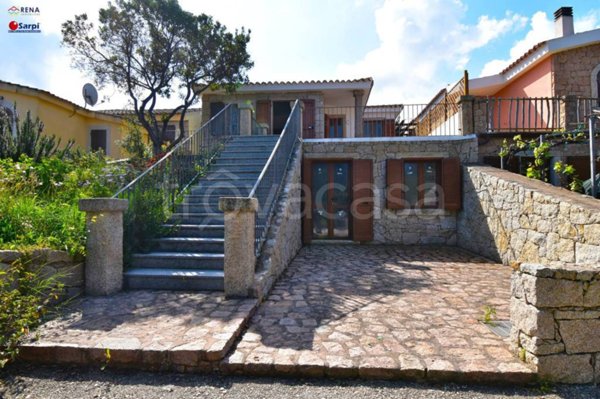 casa indipendente in vendita ad Aglientu