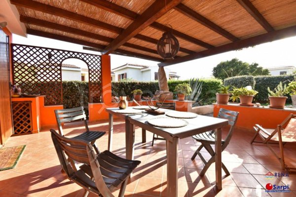 casa indipendente in vendita ad Aglientu