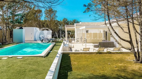 casa indipendente in vendita ad Aglientu