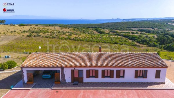 casa indipendente in vendita ad Aglientu