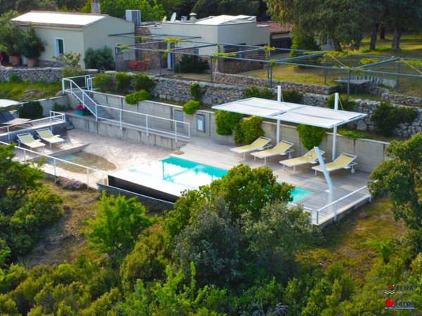 casa indipendente in vendita ad Aglientu