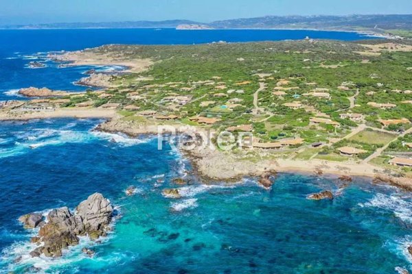 casa indipendente in vendita ad Aglientu