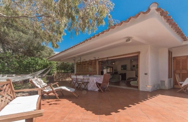 casa indipendente in vendita ad Aglientu