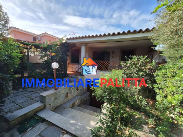 casa indipendente in vendita ad Aglientu